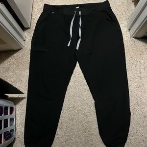 Black Figs jogger style, size large, regular fit